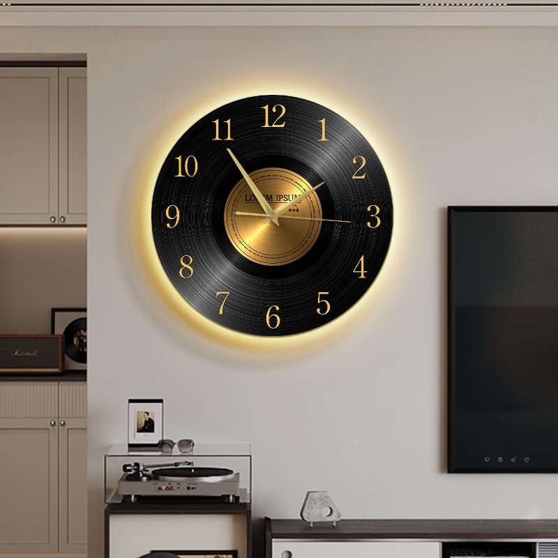 Vintage Wall Clock with Light  - Luxury Lifestyle Homes 评论和价格